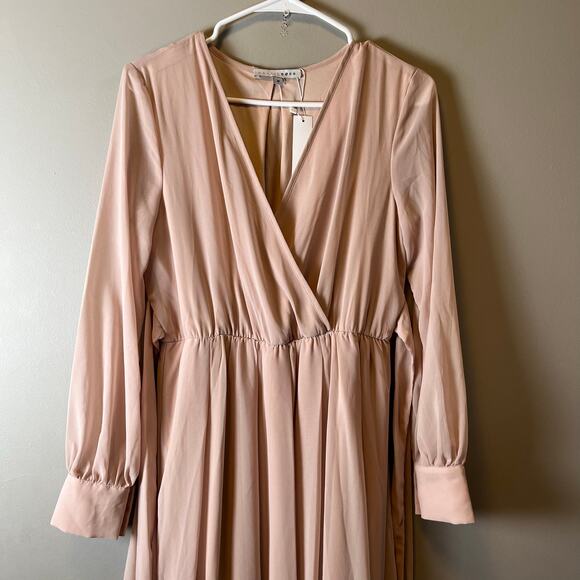 Baltic Born Lydia Maxi Dress Medium Pale Pink Faux Wrap Sheer Sleeves‎ New - Picture 2 of 8